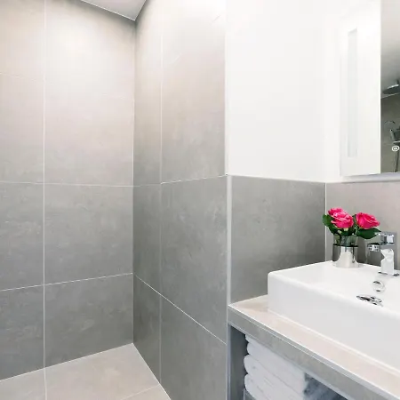 Livinparis - Luxury Ac 3 Bedrooms Le Marais I *